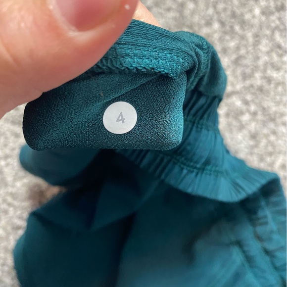 🍁50% Off Sale 🍁 Lululemon Make A Move Short - Picture 9 of 9